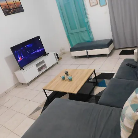 Maison Renovee *
